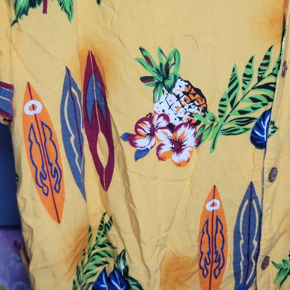Vintage Wingo Hawaiian 100% Rayon Shirt-Surfboards, Palm Trees, Pineapples,Beach - Picture 6 of 10